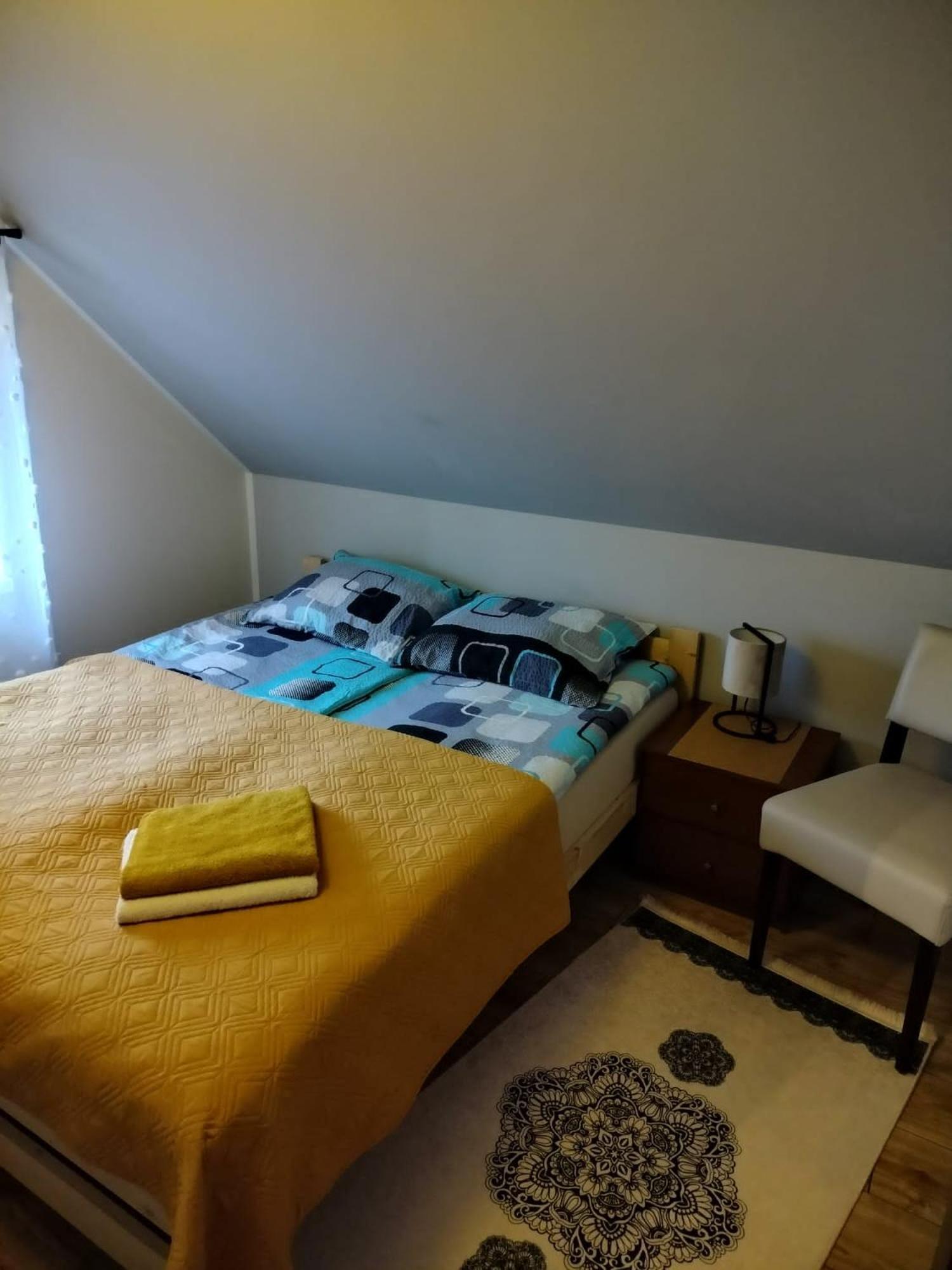 Lesna Osiem Apartment *